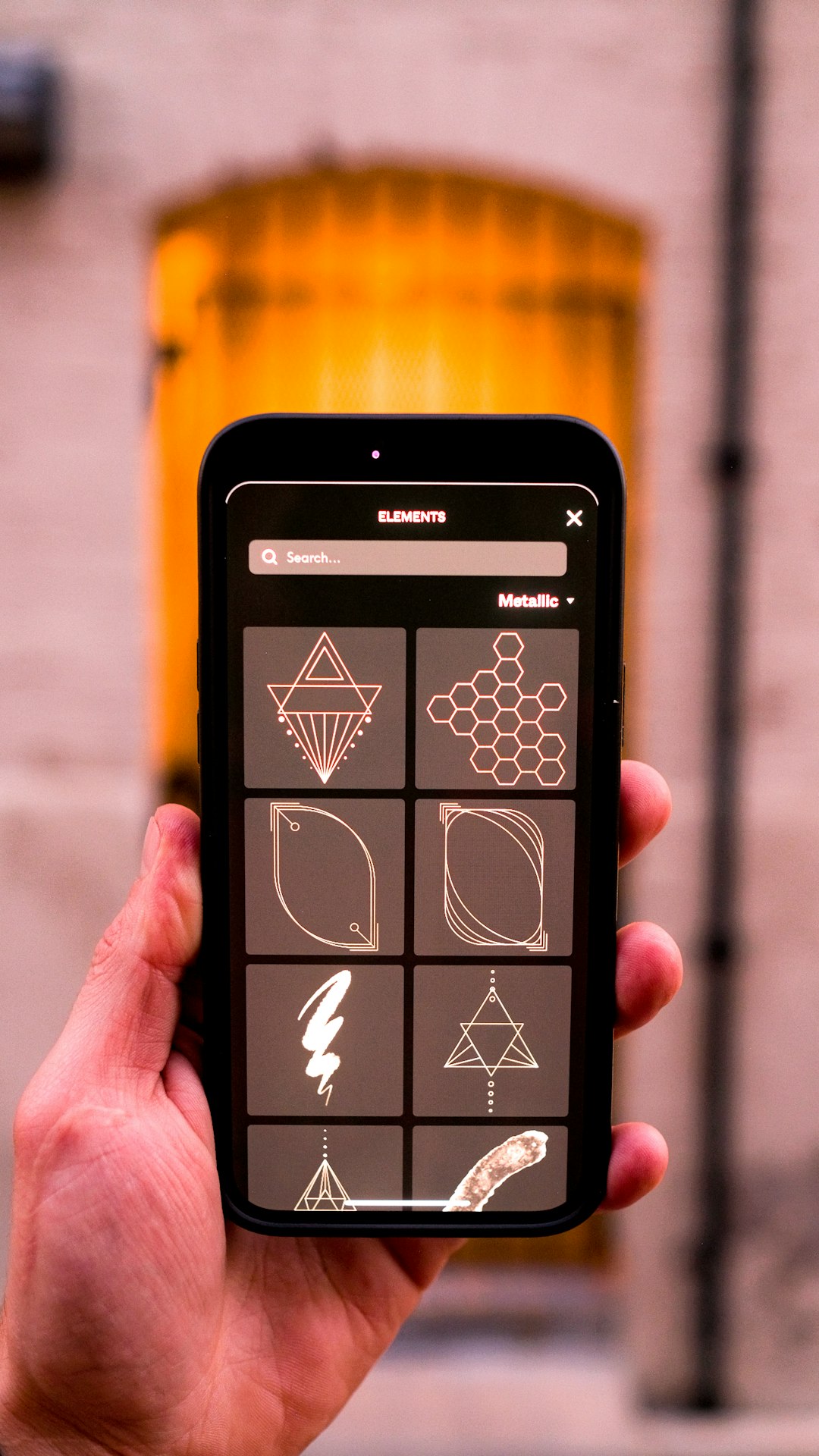 Hand holding Apple iPhone using the Typerium App..

Download Free 👉 www.typerium.com